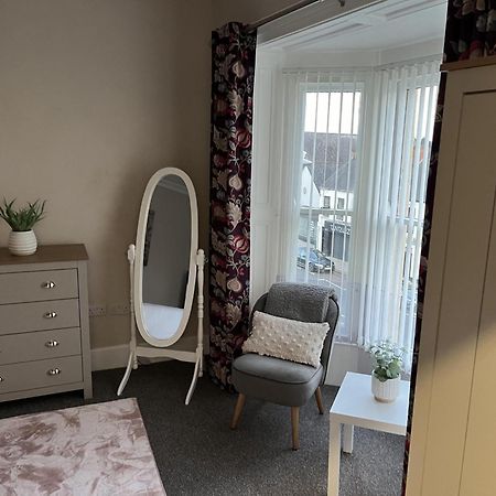 3 Bed Cozy Antrim Apartment With Great Views Экстерьер фото